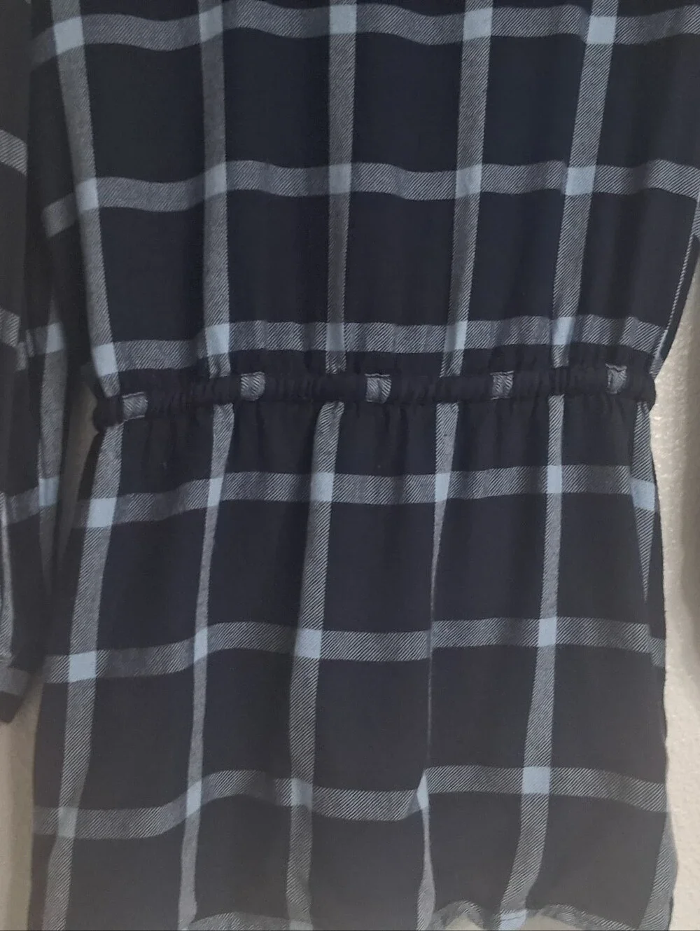 dip Navy and Light Blue Plaid Button-Front Drawstring Tunic Shirt.    Size L